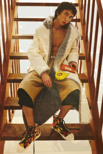 Look 30
